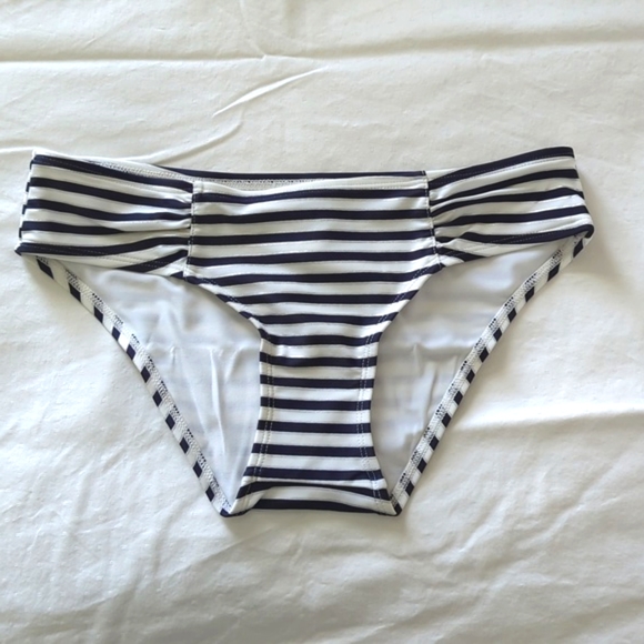 NEW Aerie Bikini Top and Bottom - Navy/White Stripes - Picture 2 of 7